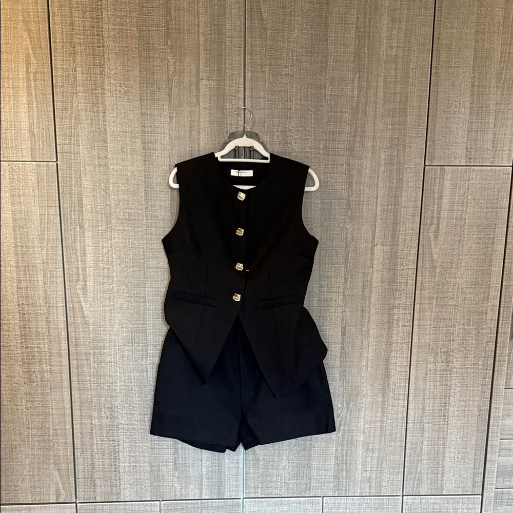 Commense Button Vest With Shorts Set